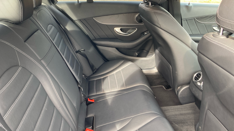 Mercedes-Benz C-Class C300d AMG Line Edition 4dr 9G-Tronic Diesel Saloon